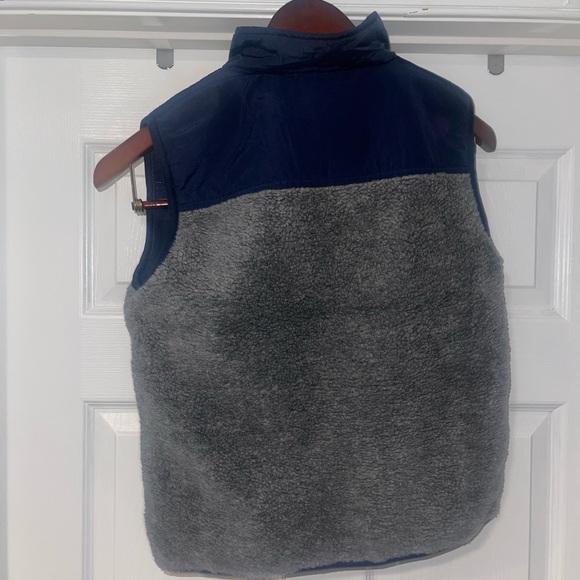 Vest - Picture 2 of 2